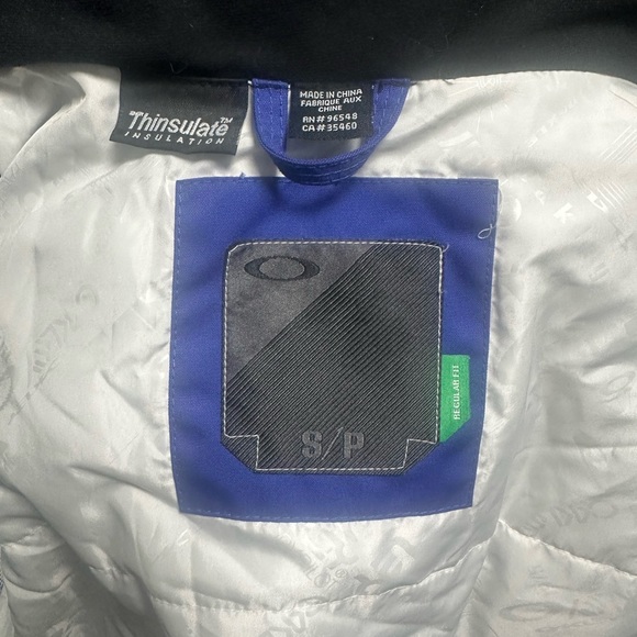 Oakley Thinsulate Vented Removeable Hood Ski Snow Winter Jacket Size Small - Picture 5 of 9